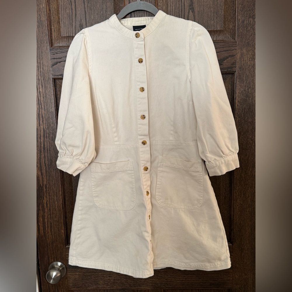 Who What Wear Cream Button-Down Dress Medium